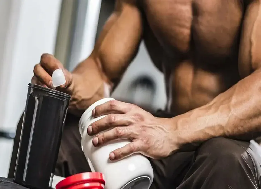 Creatina e pré-treino: Pode tomar junto?